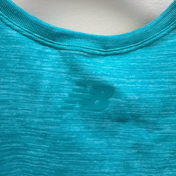 New balance workout tank top - Picture 3 of 5